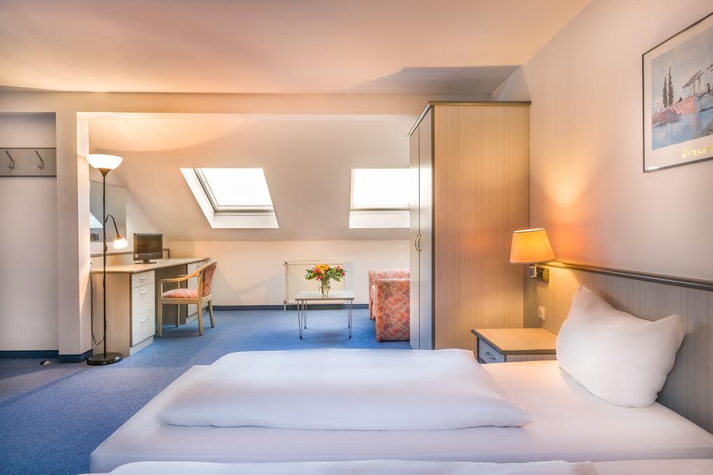 Hotel Am Bonhoefferplatz Δρέσδη Εξωτερικό φωτογραφία