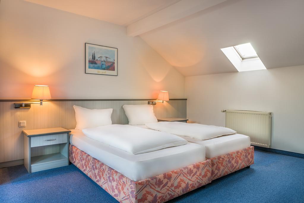 Hotel Am Bonhoefferplatz Δρέσδη Εξωτερικό φωτογραφία