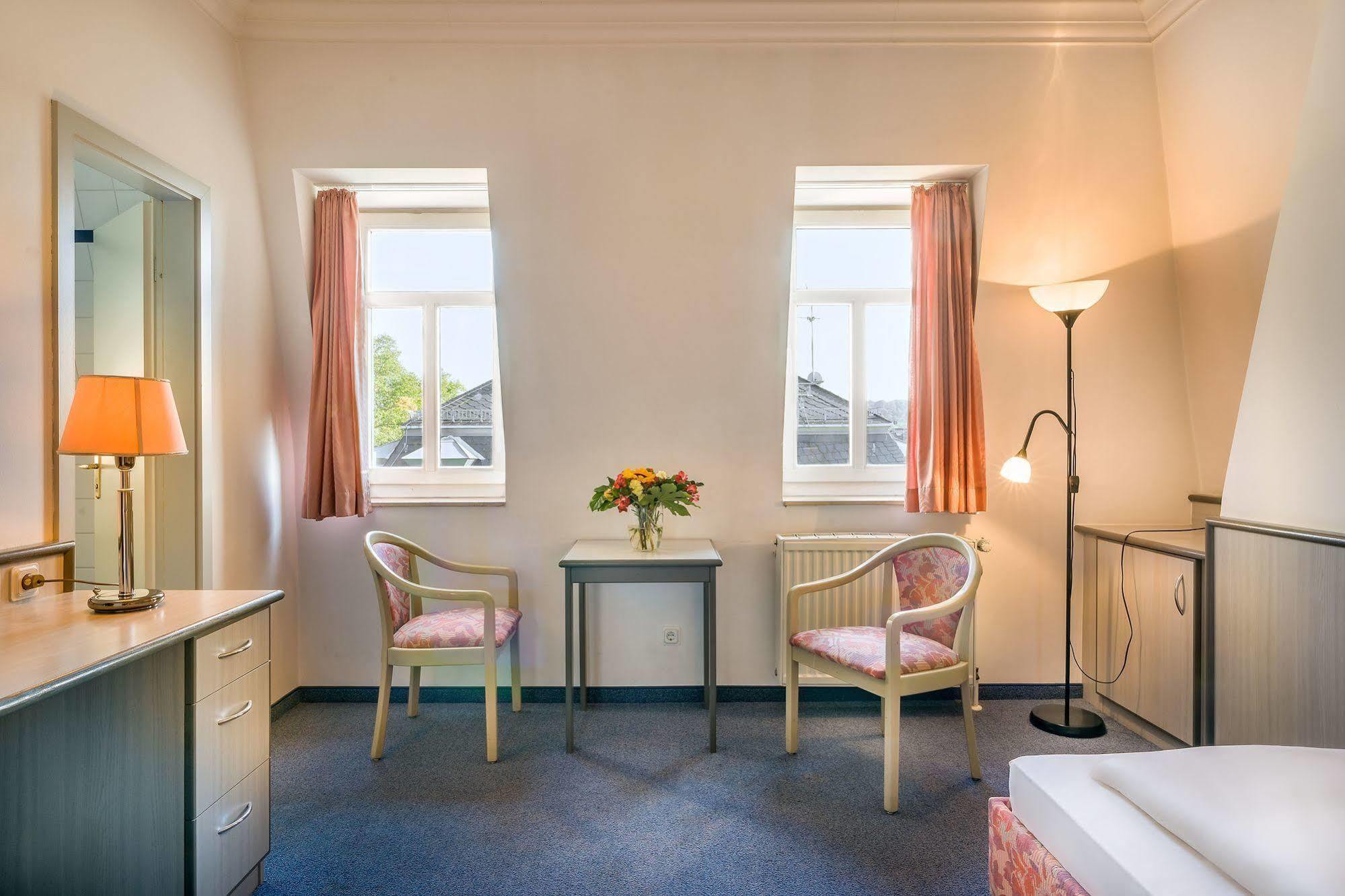 Hotel Am Bonhoefferplatz Δρέσδη Εξωτερικό φωτογραφία
